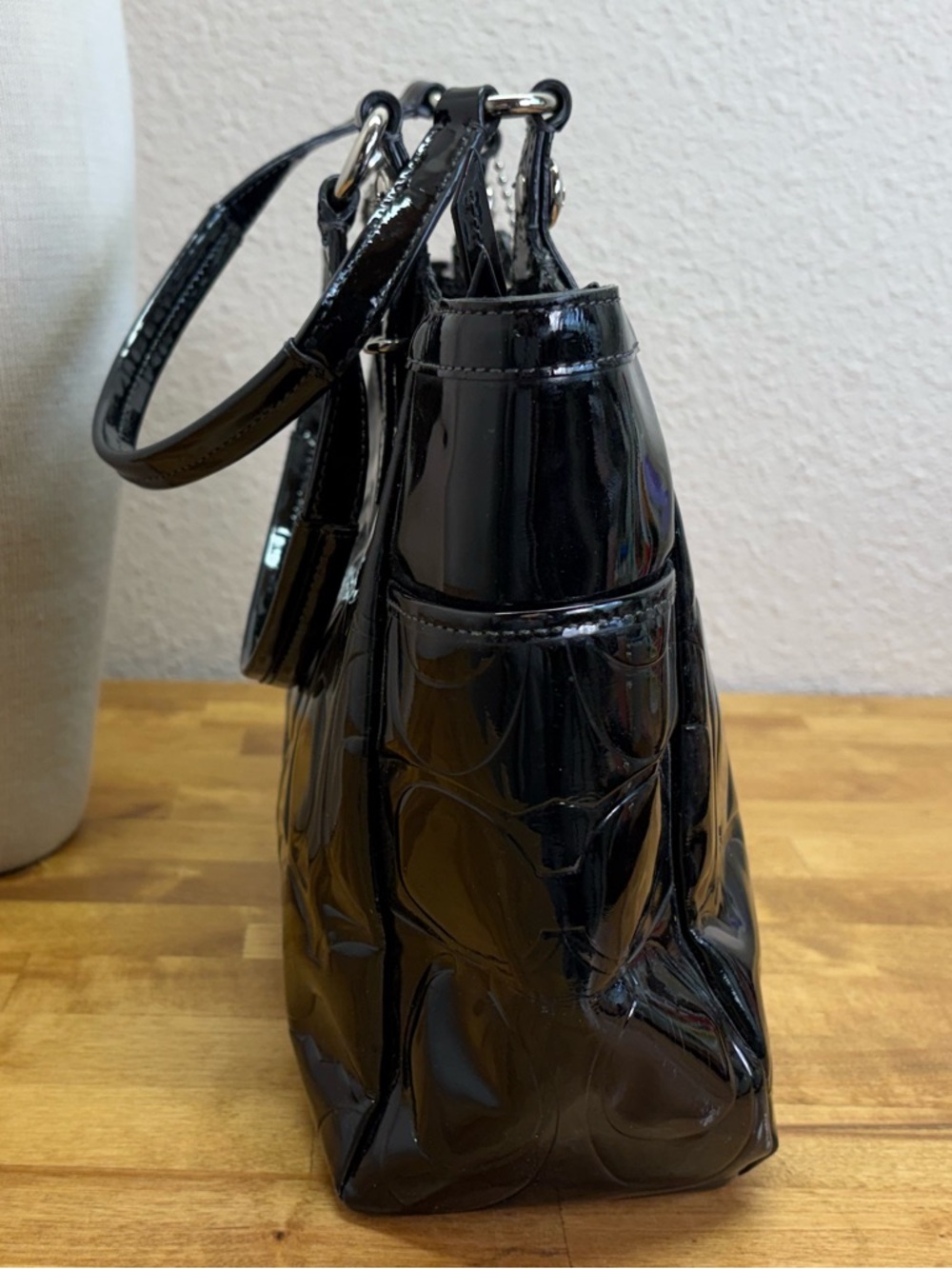 Coach Gallery Tote Black Embossed Signature Patent Leather Shoulder Bag F15246 - Picture 6 of 13